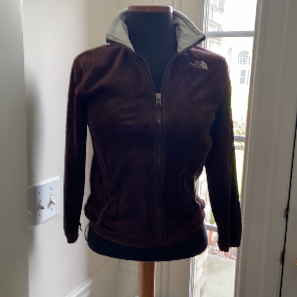 The. North Face Girls Jacket - Picture 4 of 15